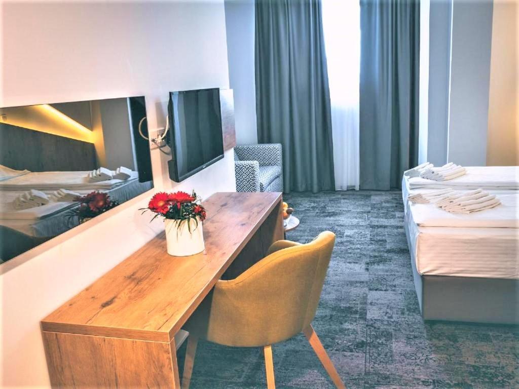 Orange Hotel Ilidža Eksteriør bilde